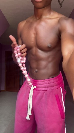 Pink Sweatpants Outfit Ideas: How to Style Pink Jewelry and Streetwear