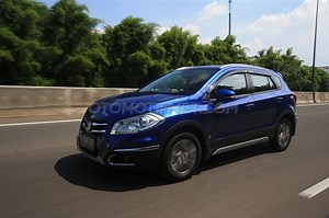 Test Drive Suzuki SX4 S-Cross A/T  - Otomotifnet.com