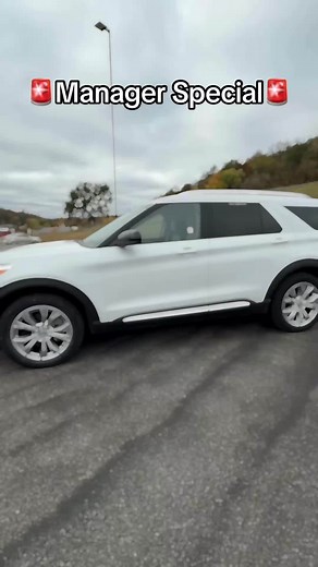 2023 Ford Explorer Limited was just added to our Manager’s Specials for Black Friday! The trade-in value has increased to $2,000. #ford #fordexplorer #brownselk | Brown's Sales & Leasing in Elkader | Facebook