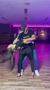 98K views · 4K reactions | Aprende esta secuencia de Bachata paso a paso | Clases de Salsa y Bachata | Facebook