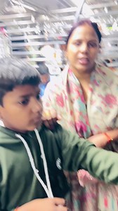 Mumbai ke lokal train | Poonam Jaiswal