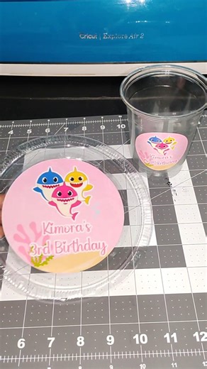 How to make CUSTOM PARTY PLATES #diy #tutorial #partydecorator #customplates #diyprojects #craft