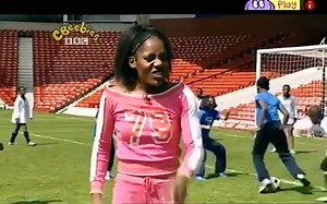 Boogie Beebies - English - Full Episodes - Football Shimmy