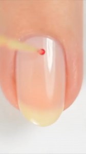 Candy Cane Nail Art #nailart | cutepolish