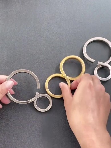 Engaging Metal Ring Puzzle ASMR Experience