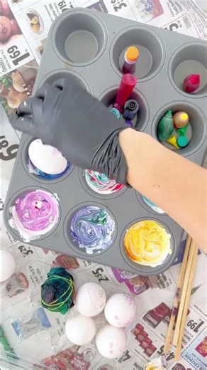 🥚 Dying eggs got a little more 'cool' this year with COOL WHIP + FOOD COLORING & CRAYONS!