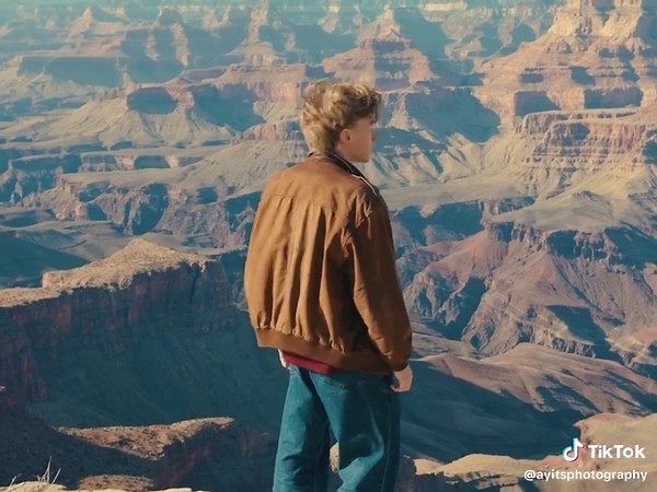 Cinematic Techniques for Confident On-Camera Presence