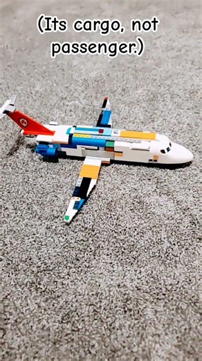 special plane before the B747: B717 #lego