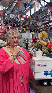 Craft your own beautiful bouquet inspired by Australian native flowers. Using a buffet of Reverse Garbage materials such as fabric, zips, buttons, laces, and much more. Saturday 14th of February 10am - 11am Reverse Garbage Education Hub $10 pp! https://classbento.com.au/w/j696 | Reverse Garbage