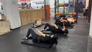 今天的团训运动VLOOG太棒了，没有一个当逃兵的，都坚持运动了足足一小时，到后面运动状态起飞#团训#体能训练