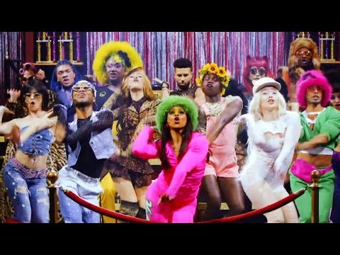 Inside the glitzy reinvention of "Cats" on Broadway