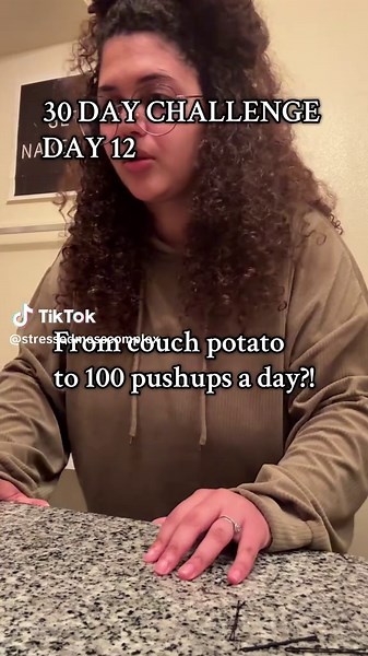 It’s seriously unreal how sore I am… I did 4 sets of 25 and hit my goal of 100 for the day! Still going strong..somehow.. #motivation #routine #postpartum #30daychallenge #recovery