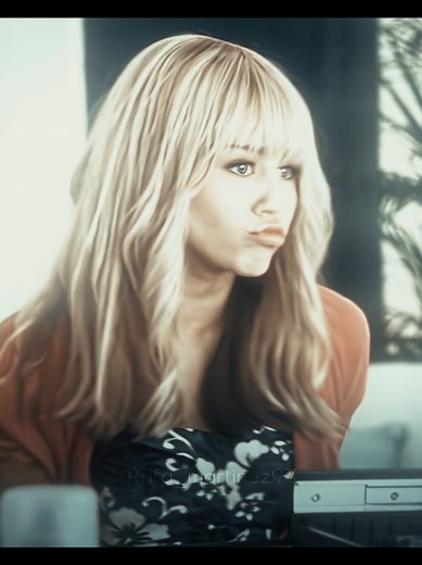 Hannah Montana was my childhood ( Quality settings in my bio ) // #hannahmontana #mileycyrus #hannahmontanaedit #mileycyrusedit #edit
