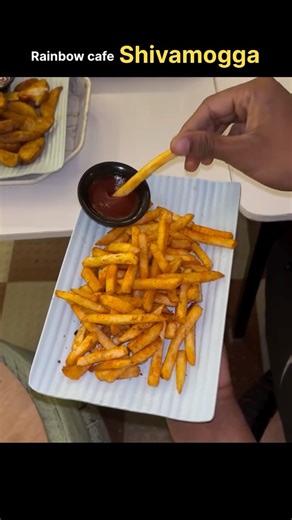 Unbox Shivamogga ❤ | RAINBOW CAFE 📍 Adress: 5th parallel road, opp. to panchamuki anjaneya temple , durgigudi , shivamogga! Timming: Monday to sunday 11am to... | Instagram