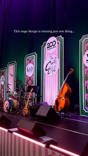 Gary Racan & studio e band sets the tone every time 👏 We’ve been lucky to work with Studio E on many events over the years, and they always show up ready to entertain! At this year’s Cavaliers Community Foundation Wine & Gold Gala, they brought incredible talent, nonstop energy, and kept the crowd on their feet from start to finish 🎶💃 From one event to the next, they raise the bar! Always a pleasure to have them on the lineup ❤️ Cleveland Cavaliers Cavs Care KeyBank Design and Florals: Joe Mi