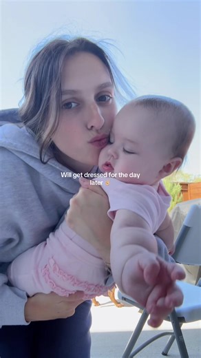 Outdoor furniture recs wanted this chair isn’t cutting it 😂😂😂