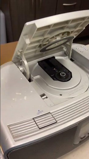 How to fix skipping CD player fast ! #howto #lifehacks #problemsolved #tips #shortstutorial