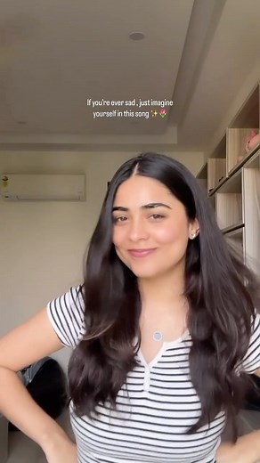 Cried Rice on Instagram: "Or any other one direction song 🫶🏻 Neck chain and earrings from - @rosexo.in . . . #reels #onedirection #whatmakesyoubeautiful #oneD #1D #fyp #foryou"