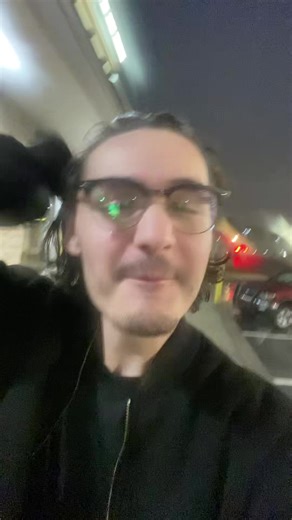 totally-epic (@totallyepic7)’s videos with Amor - Yanexii