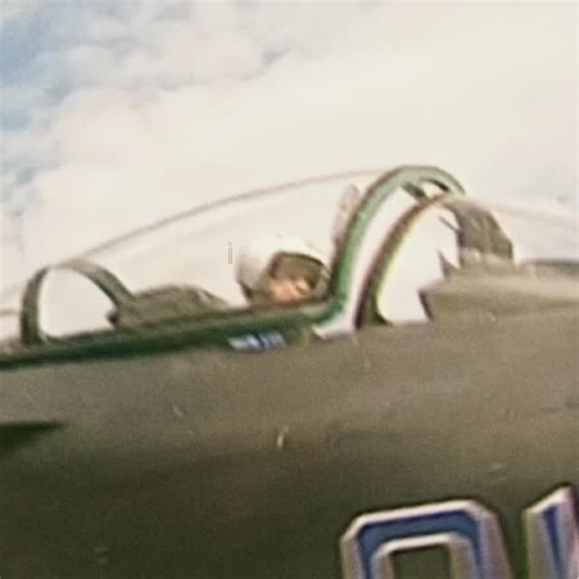 Марко on Instagram: "Berkut🌹 #aviation #sukhoi #su47berkut"