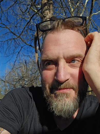 Embracing Freedom: The 90s Music Revolution