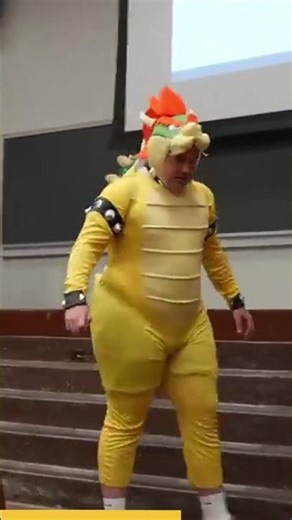 Baylen Levine 😳*PRANKS*😳 BOWSER In College Lecture Prank! #shorts