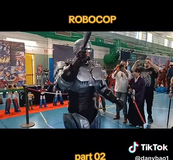 RoboCop Costume Showcase: Impressive Cosplay Part 02