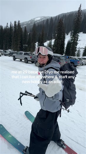 I’m so proud of 21yo me :: this is your sign to start skiing WHATEVER your age girly’s !! #skitok #skiseason #learntoski #skigirl #skioutfit