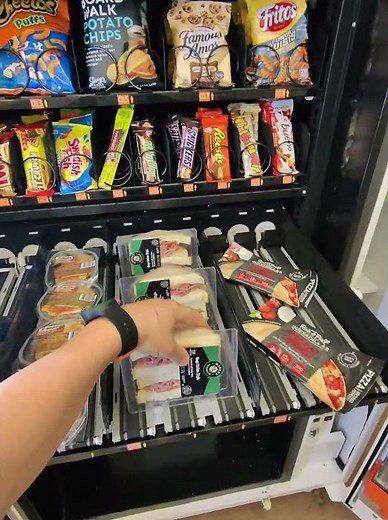 Upgrading this vending machine with fresh food options 🔥