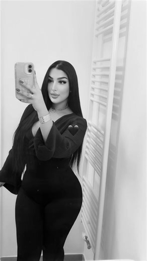 Vidéos de Assala_douad 🪽 (@its.assala) avec son original - Assala_douad 🪽
