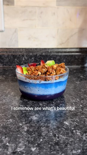 Delicious Blue Raspberry Lemonade Smoothie Bowl Recipe