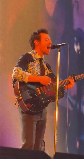 Harry Styles performing Fine Line on stage - July 4, 2026