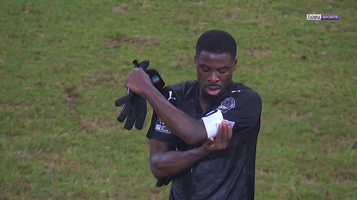 1.6M views · 42K reactions |  勞勞勞 SERGE AURIER GARDIEN DE BUT !  L'ancien joueur du PSG a été contraint d'aller dans la cage de la Côte d'Ivoire, après la blessure de Badra Ali Sangare ! | beIN SPORTS France | Facebook
