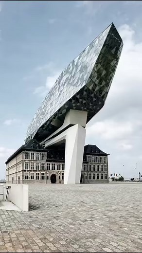 251K views · 7.9K reactions | Zaha Hadid (1950 - 2016) One of the most known architects and her unique style. | Arch2O | Facebook