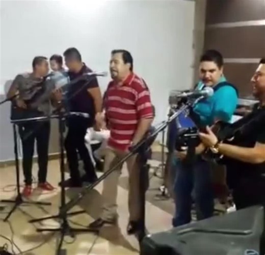 Se Me Olvidaba #LosIntocables #LosNuevosRebeldes #JesusOjeda | Intocable Band