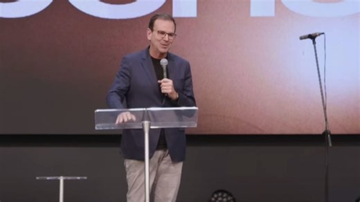 Paes defende Malafaia: "Mexeu com Silas, mexeu comigo"