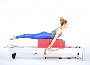 Pull Straps on the Reformer | Online Pilates Classes