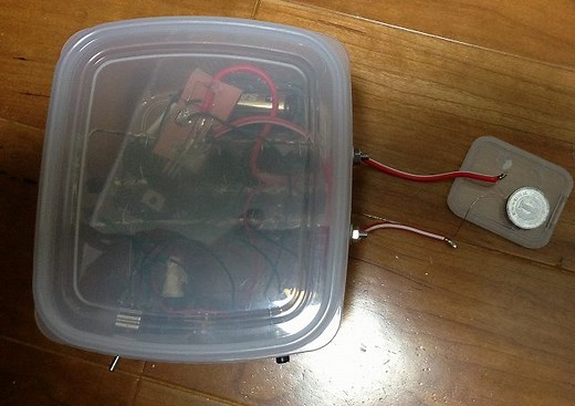 使い捨てカメラの昇圧回路を使ってディスクランチャーを作ってみた