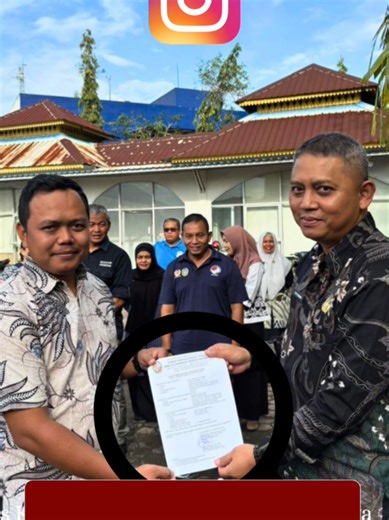 “Satu Kabupaten, Satu Bupati, tapi Beda Nasib.” Di Disbudporapar Deli Serdang, PPPK Paruh Waktu sudah menerima SPMT sejak awal Januari 2026. Namun hingga Maret, PPPK Paruh Waktu di Dinas Pendidikan masih menunggu tanpa kejelasan. Padahal SPMT adalah dasar administratif penting untuk pencairan gaji dan THR. Ironisnya, pimpinan Disbudporapar saat ini adalah mantan pimpinan di Dinas Pendidikan. Jika di satu dinas bisa cepat, kenapa di dinas lain justru terhambat? Kami tidak menuntut lebih. Kami han