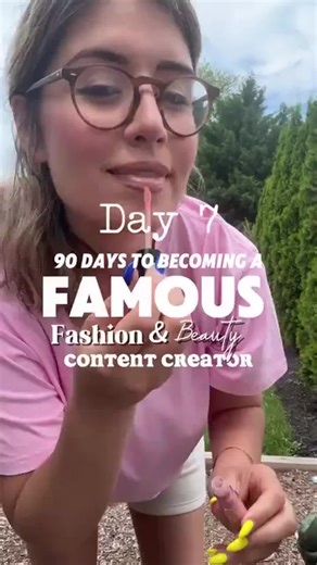 Ever have one of those days where you just want to stay home… but end up in a worn-out tee from who-knows-when and shorts that definitely saw 2016? 😂 Same. So I ran to and picked up the cutest solid color tee comfy shorts — and there’s an amazing sale going on right now! 👏 I’m wearing a large in the tee and a medium in the shorts (could’ve gone large in the shorts for extra room but still super cozy). Highly recommend if your loungewear needs a refresh 💖 #type1strong #type1fashion #momstyle #