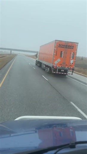 What’s Crazy Is, This Trailer Was Just Involved In an Accident On The Highway #fyp #viralshorts