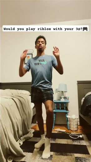 Would you play roblox with your 3rd@?￼