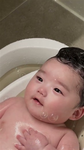 비눗방울 처음 본 하루