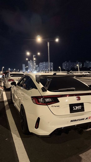 View Perspectives While Driving with Loved Ones