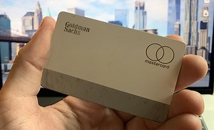 Titanium Apple Card shows signs of wear after just one month | AppleInsider