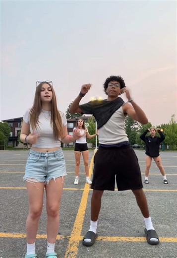 @N⭕️ah ✞ @mae @Mae #foryou #fyp #dance #again #cooking