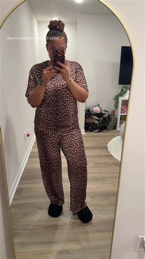 Loungewear #leopardprint #loungewear #pajamas #pajamaset