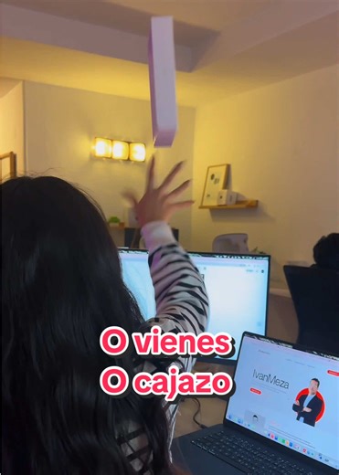 O vienes 👀 o cajazo 🫣📦 Que nooooo 😏 Si quieres una página web no dudes en escribirnos 📲 #humor #diseñoweb #paginasweb #websites #wordpress #desarrolladorweb #diseñadorweb #negociodigital