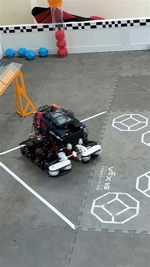 Differential Swerve | GATR2 Gator VEXU | Robot Rundown🥥