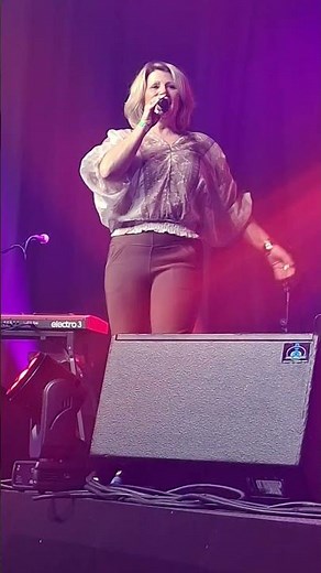 #muziek M'n zus van 21. Petra Wolters. Donders Dikke Tentparty. 9 mei 2026. #piratenhits #live